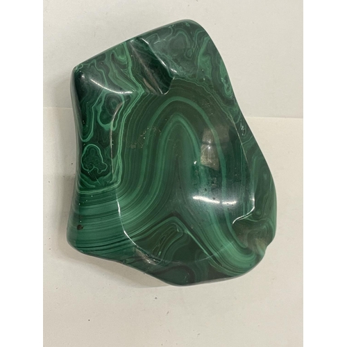 30 - A MALACHITE ASHTRAY