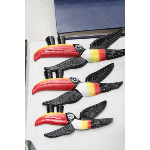 256 - THREE GRADUATED HEAVY CAST GUINNESS TOUCANS - LARGEST 26CM