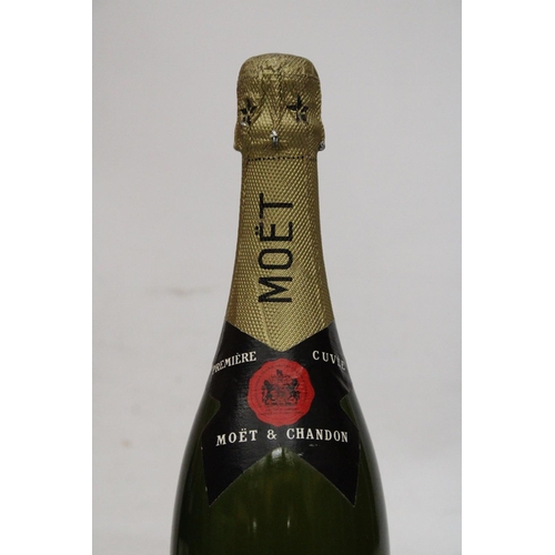 311 - A BOTTLE OF 75CL PREMIERE CUVEE MOET & CHANDON CHAMPAGNE