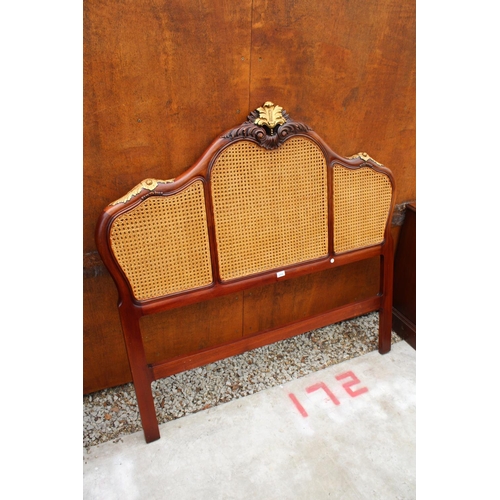 2790 - A VICTORIAN STYLE DOUBLE BERGERE 4'6