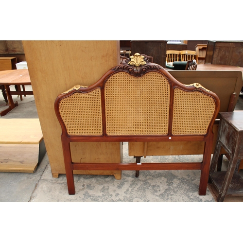 2790 - A VICTORIAN STYLE DOUBLE BERGERE 4'6