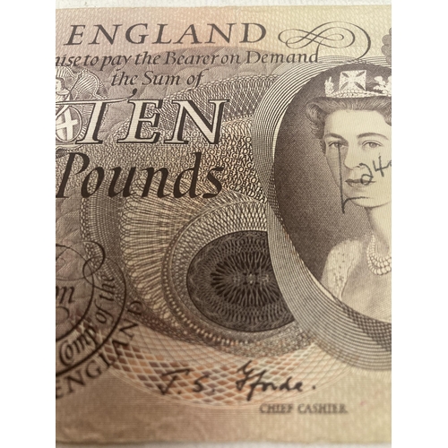 318 - THREE BANK OF ENGLAND TEN POUNDS BANK NOTES - ONE SIGNED J PAGE, ONE SIGNED J.S. FFORDE AND ONE SIGN... 