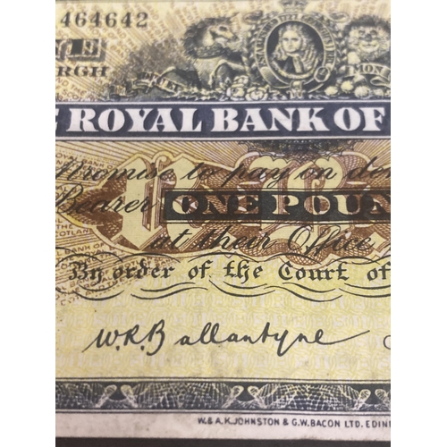 319 - TWO ONE POUND THE ROYAL BANK OF SCOTLAND NOTES THE CREST FEATURING GEORGE II AND BRITANNIA BOTTOM LE... 