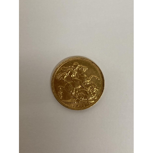 266 - A 1911 GOLD FULL SOVEREIGN COIN