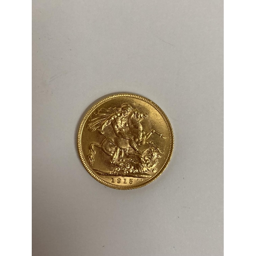 284 - A 1915 GOLD FULL SOVEREIGN COIN