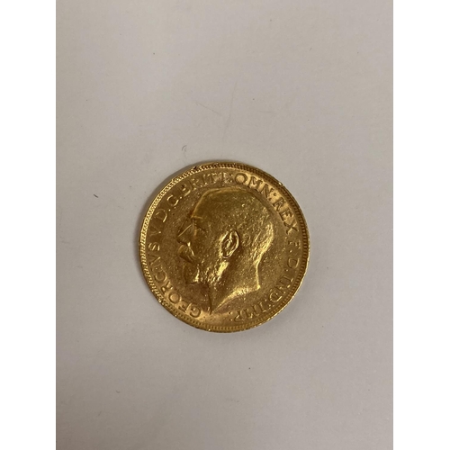 292 - A 1911 GOLD FULL SOVEREIGN COIN