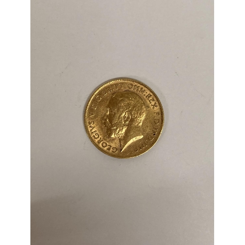 300 - A 1912 GOLD HALF SOVEREIGN COIN