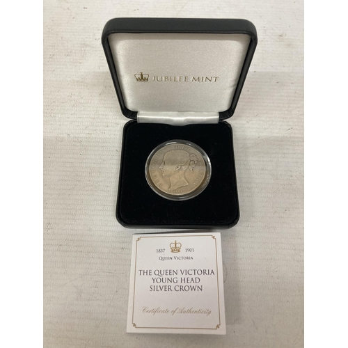 364 - A ROYAL MINT 1844 QUEEN VICTORIA YOUNG HEAD SILVER CROWN IN PRESENTATION BOX WITH COA