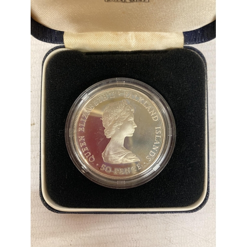 365 - A ROYAL MINT FALKLAND ISLANDS SILVER COIN COMMEMORATING 150TH ANNIVERSARY IN PRESENTATION BOX