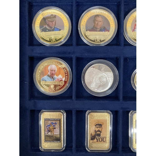 389 - A COLLECTION OF THE WORLD AT WAR COMMEMORATIVE COIN COLLECTION IN PRESENTATION BOX TO INCLUDE POSTER... 