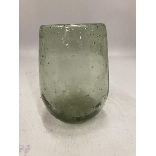 226 - A GREEN WHITEFRIARS BUBBLE VASE, HEIGHT 13CM