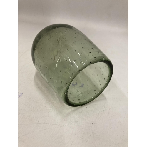 226 - A GREEN WHITEFRIARS BUBBLE VASE, HEIGHT 13CM