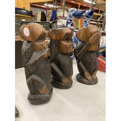 237 - A SET OF THREE HARDWOOD CARVED VINTAGE MONKEYS, SEE NO EVIL, HEAR NO EVIL AND SPEAK NO EVIL, HEIGHT ... 