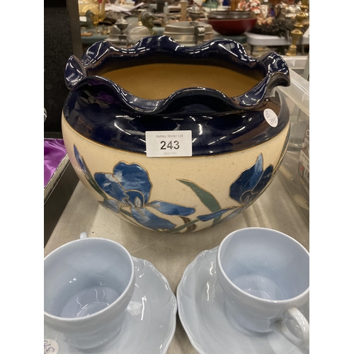 243 - A LARGE VINTAGE LOVATT'S LANGLEY WARE BLUE AND CREAM BOWL WITH FLUTED EDGE AND TUBELINED FLORAL DECO... 