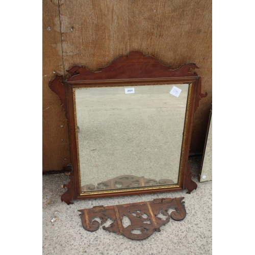 2823 - A MAHOGANY CHIPPENDALE REVIVAL STYLE WALL MIRROR WITH GILDED PHOENIX CRESTING