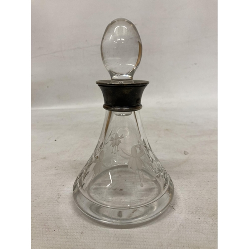 46 - A SMALL DECANTER WITH ENGRAVED FLOWER DETAIL AND A HALLMARKED SHEFFIELD COLLAR