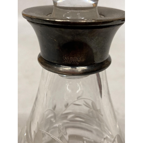 46 - A SMALL DECANTER WITH ENGRAVED FLOWER DETAIL AND A HALLMARKED SHEFFIELD COLLAR