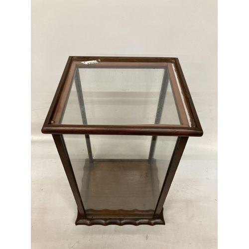 72 - A MAHOGANY COUNTER TOP DISPLAY CABINET