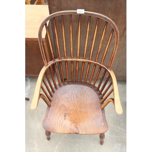 2851 - A 19TH CENTURY ELM HIGH BACK WINDSOR CHAIR WITH SPINDLE BACK AND SWEPT ARMS