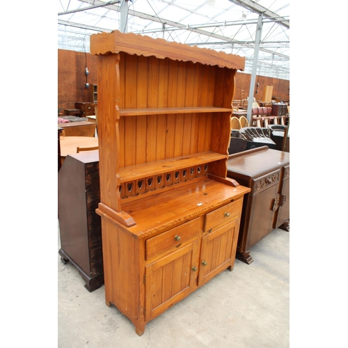 2872 - A PINE DRESSER WITH PLATE RACK, 46.5