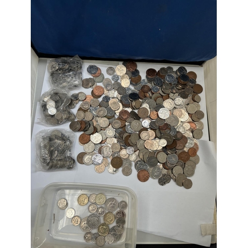 383A - A LARGE QUANTITY OF BRITISH COINAGE TO INCLUDE OLD POUND COINS