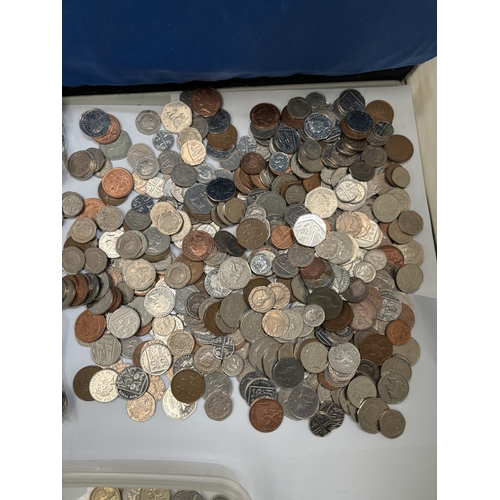 383A - A LARGE QUANTITY OF BRITISH COINAGE TO INCLUDE OLD POUND COINS