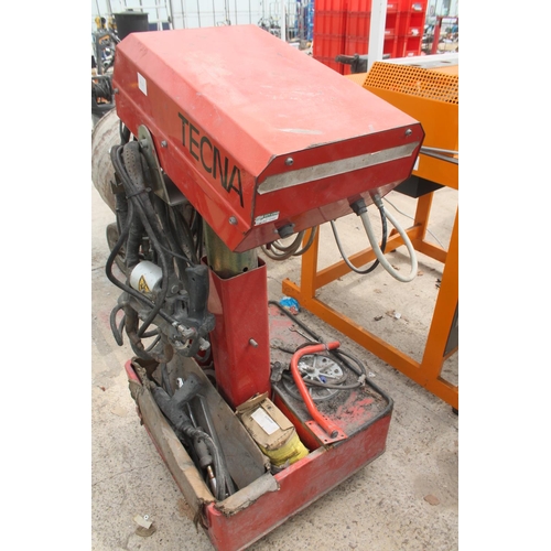 29 - TECNA  WELDER NO VAT