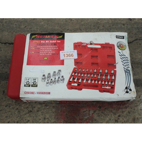 1366 - STAR BIT SET  + VAT