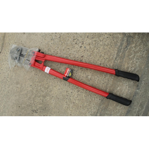 1382 - BOLT CUTTERS  + VAT