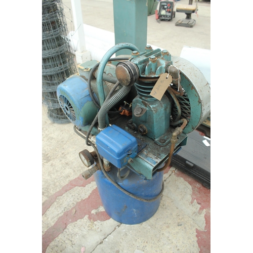 37 - COMPRESSOR IN GOOD WORKING ORDER NO VAT