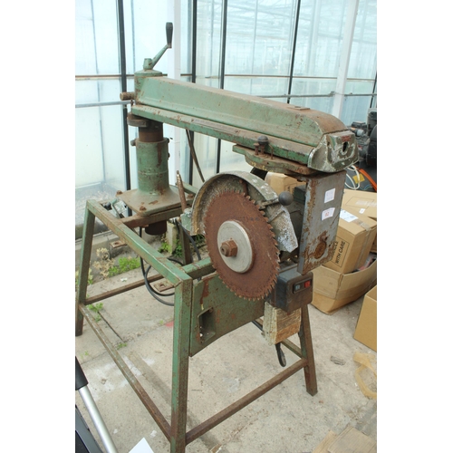 82 - SAW AND BENCH IN WORKING ORDER  + VAT