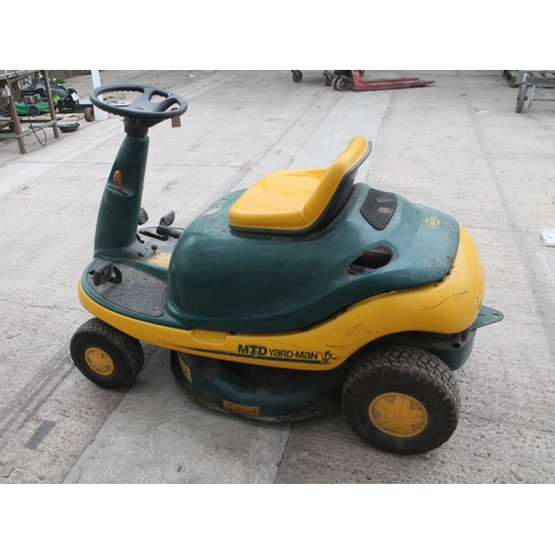 100 - MTD YARD-MAN DX -70 RIDE ON MOWER IN WORKING ORDER NO VAT