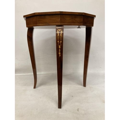 59 - AN ITALIAN INLAID VINTAGE SORRENTO MUSICAL TABLE WITH KEY