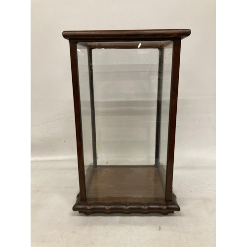 72 - A MAHOGANY COUNTER TOP DISPLAY CABINET