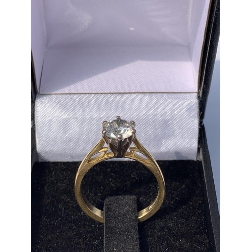 601 - A 1.27 CARAT BRILLIANT CUT DIAMOND SOLITAIRE RING ON A HALLMARKED BIRMINGHAM 18 CARAT GOLD SHANK, DI... 