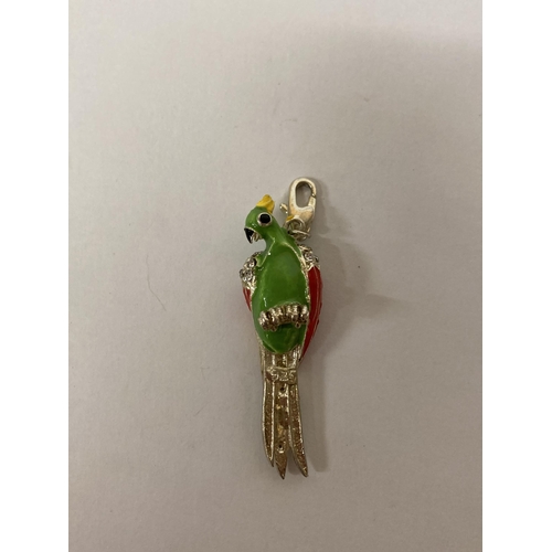 669 - A 925 SILVER ENAMELLED PARROT CHARM