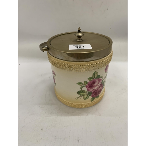 967 - A MID-VICTORIAN GEORGE JONES BISCUIT BARREL IN GOOD CONDITION