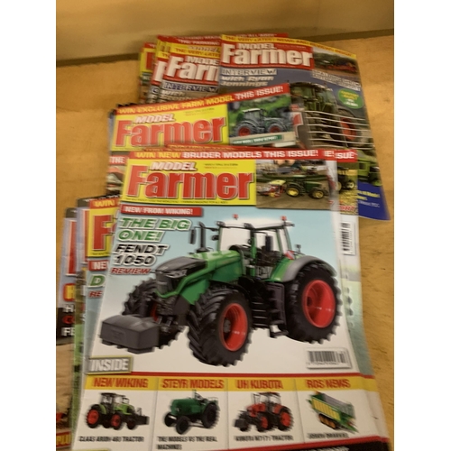 987 - A LARGE COLLECTION OF MODEL TRACTOR AND MODEL FARMER MAGAZINES