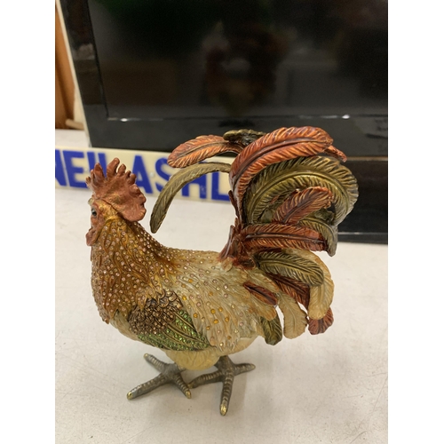 114 - A LARGE BEJEWELLED ROOSTER TRINKET BOX, HEIGHT 17CM