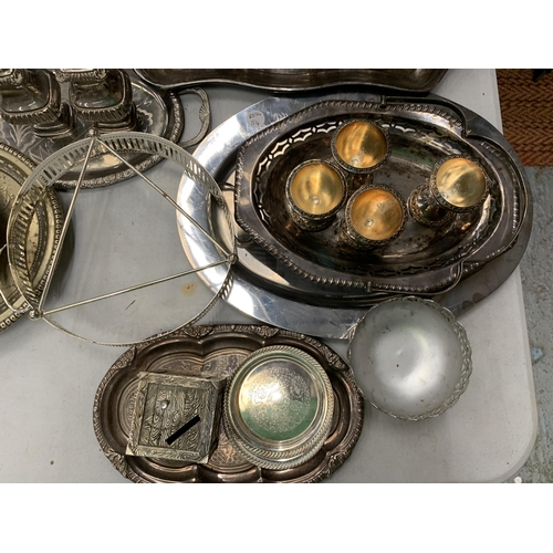 163 - A LARGE QUANTITY OF SILVERPLATE TO INCLUDE TRAYS, COFFEE POTS, MONEY BOX ETC