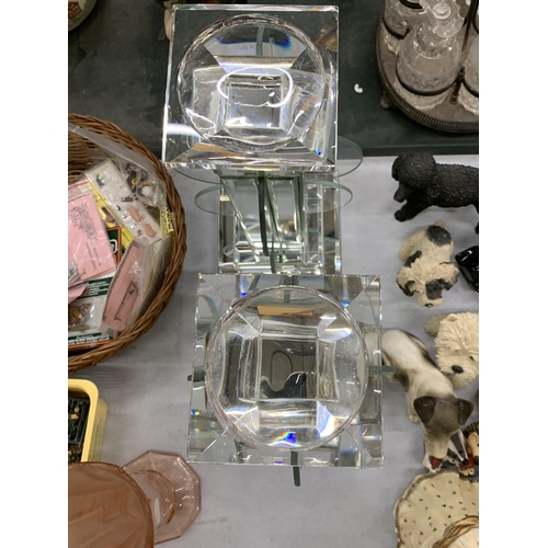 190 - A LARGE PAIR OF GLASS AND CHROME SQUARE CANDLESTICKS, HEIGHT 31.5CM