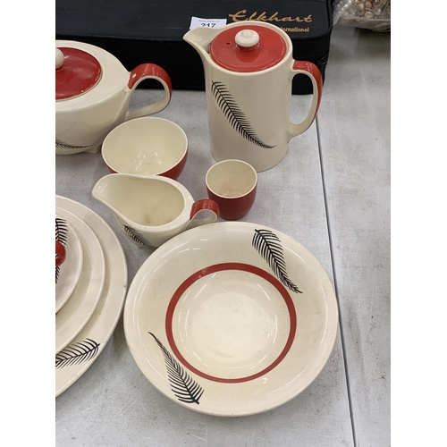 218 - A VINTAGE BURLEIGH WARE 'VISCOUNT' TEA SET TO INCLUDE A TEAPOT, LARGE LIDDED JUG, SUGAR BOWL, CREAM ... 