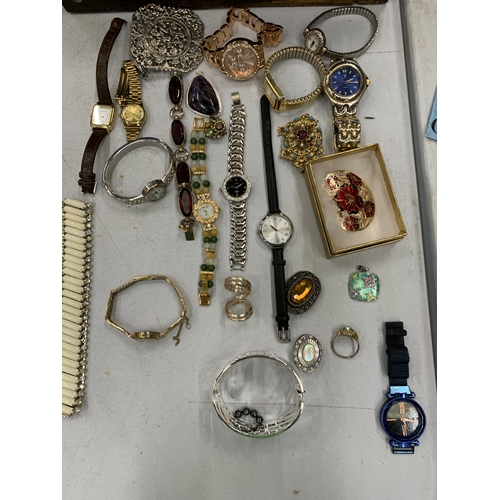 235 - A LARGE QUANTITY OF COSTUME JEWELLERY TO INCLUDE WATCHES, RINGS, BANGLES, BRACELETS, NECKLACES, BROO... 