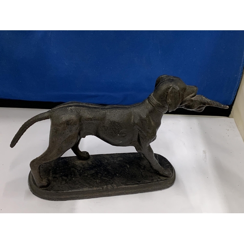 18 - A METAL MODEL OF A GUN DOG HOLDING A PHEASANT