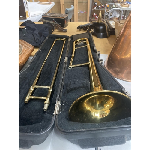 44 - A KING USA TROMBONE IN A HARD CASE (MISSING MOUTH PIECE) 5616327