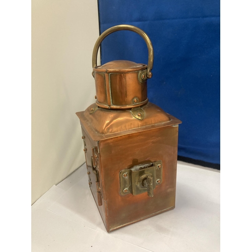 49 - A VINTAGE MARITIME PORT SHIP COPPER LANTERN LIGHT