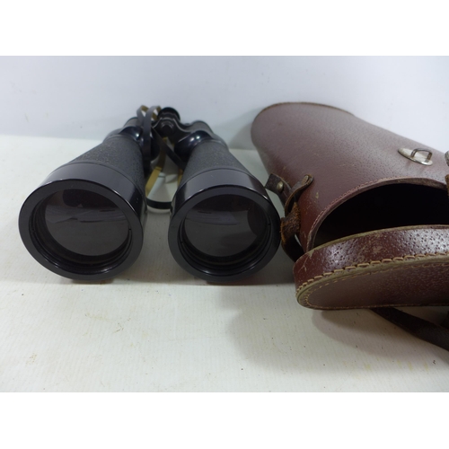 439 - A SUBSTANTIAL PAIR OF L AND G CROSS CHANNEL 40 X 70 INT CASED BINOCULARS