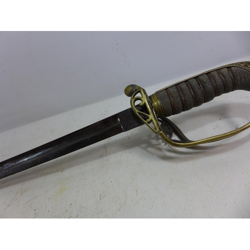 445 - A QUEEN VICTORIA 1845/1854 PATTERN INFANTRY OFFICERS SWORD, 82CM BLADE, LENGTH 96CM