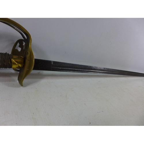 449 - A PRUSSIAN 1889 INFANTRY OFFICERS SWORD, 80CM BLADE, LENGTH 95CM