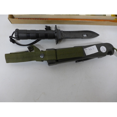 467 - A KANTAS SURVIVAL KNIFE AND SCABBARD, 15CM BLADE, BOXED SHOTGUN CLEANING SET (2)